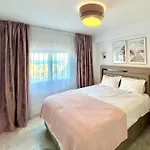Summer Dream House טורמולינוס